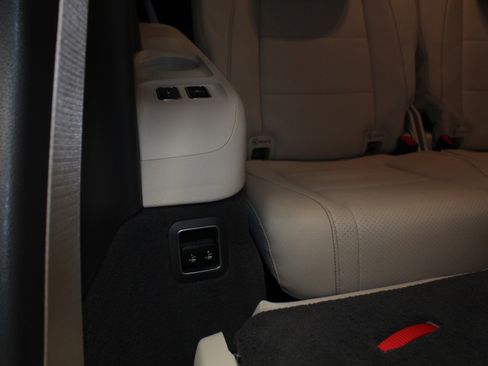 Used 2020 Mercedes-Benz GLS 450 4MATIC image 51