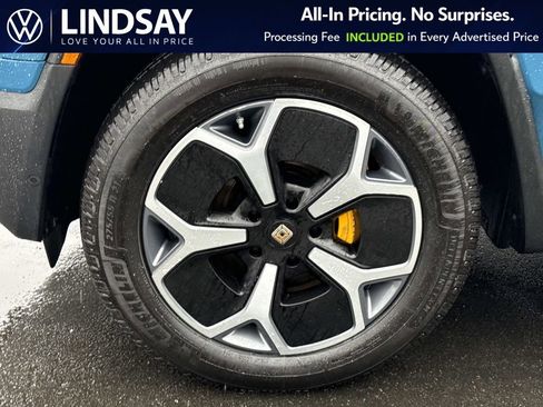 Used 2023 Rivian R1T Adventure image 8