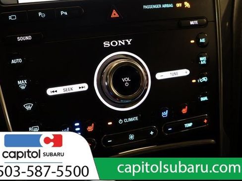 Used 2019 Ford Explorer Platinum AWD/4WD image 27