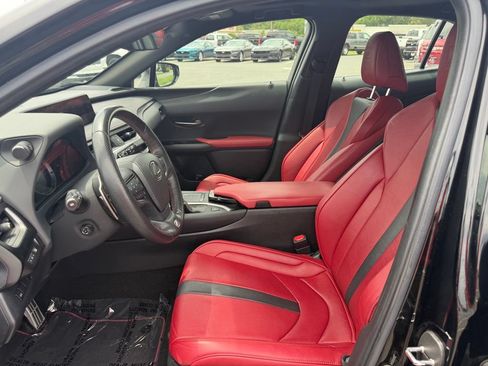 Used 2019 Lexus UX 200 F Sport w/ F Sport Premium Package FWD image 15