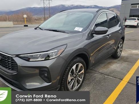 Used 2025 Ford Escape Platinum image 3