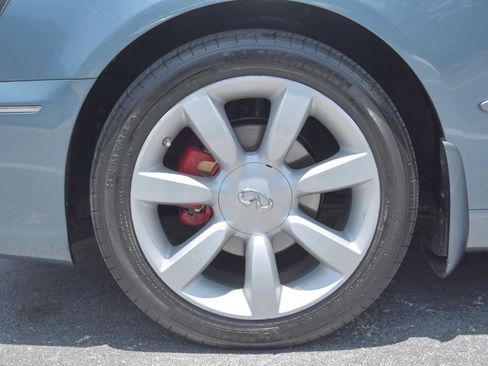 Used 2005 INFINITI Q45 w/ (P01) Premium Pkg image 9