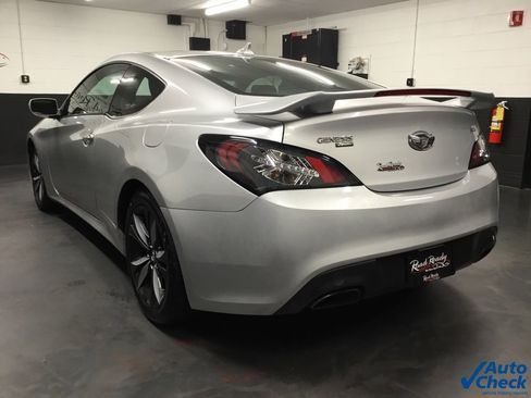 Used 2012 Hyundai Genesis 2.0T image 8