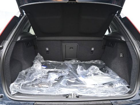 New 2026 Volvo XC40 B5 Ultra w/ Climate Package image 23