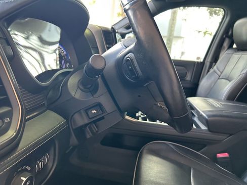 Used 2019 RAM 2500 Limited AWD/4WD image 42
