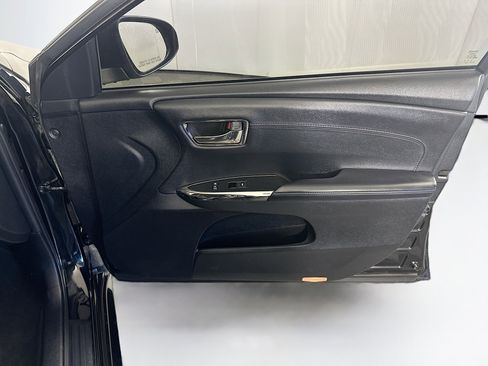 Used 2015 Toyota Avalon XLE image 30