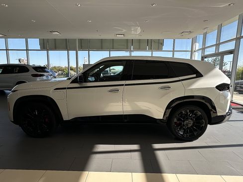 New 2026 BMW XM Label Red image 5