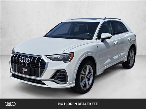 Used 2021 Audi Q3 2.0T Premium w/ Convenience Package AWD/4WD image 1