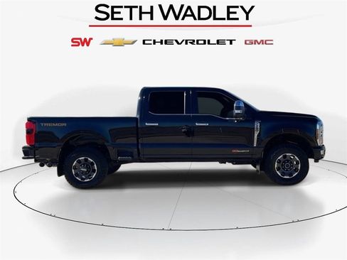 Used 2024 Ford F250 Platinum w/ Tremor Off-Road Package image 8