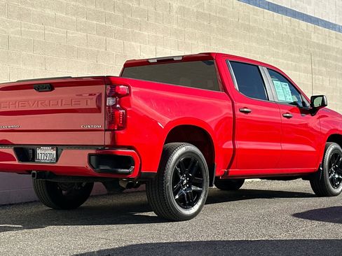 Used 2022 Chevrolet Silverado 1500 Custom image 4