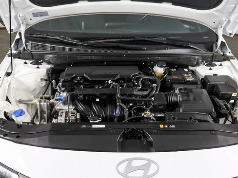 Used 2025 Hyundai Elantra Sport w/ Cargo Package FWD image 18