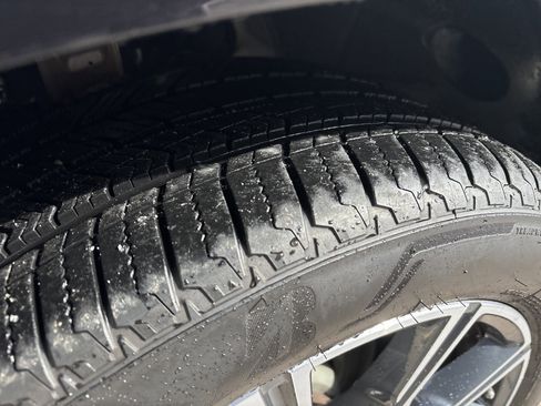 Used 2023 BMW X5 xDrive40i w/ M Sport Package image 12