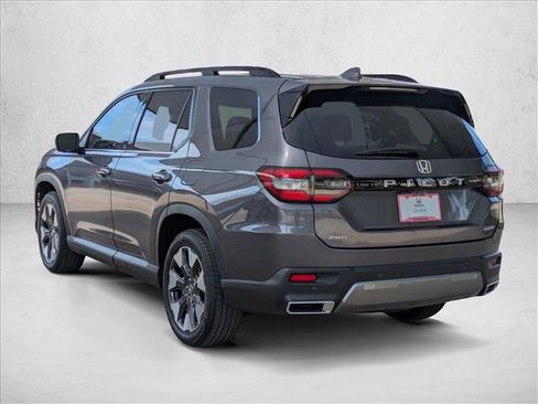 Certified 2026 Honda Pilot Elite image 8