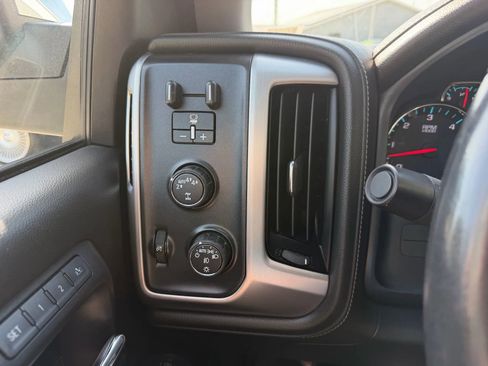 Used 2017 GMC Sierra 1500 SLT w/ SLT Premium Package image 18