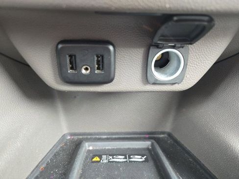 Used 2019 Chevrolet Traverse Premier image 34