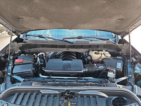 Used 2021 Chevrolet Silverado 1500 LT AWD/4WD image 22