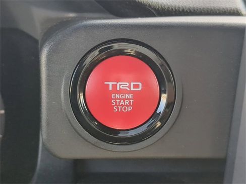 Used 2024 Toyota Tacoma TRD Off-Road image 24