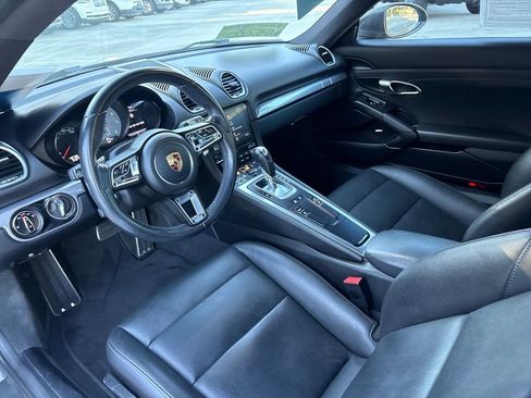 Used 2017 Porsche 718 Cayman S image 6