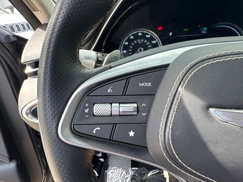 Used 2025 Genesis Electrified GV70 AWD/4WD image 11