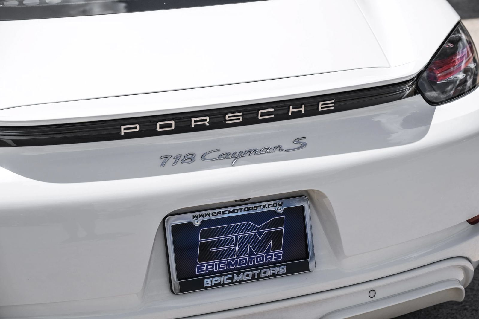 Used 2018 Porsche 718 Cayman S w/ Sportdesign Package RWD image 38