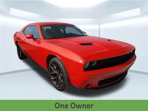 Used 2023 Dodge Challenger SXT w/ Blacktop Package image 4