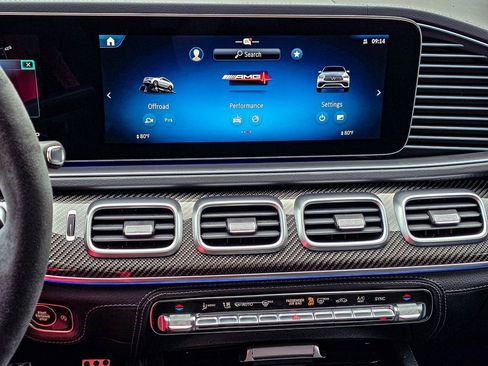 New 2026 Mercedes-Benz GLE 53 AMG 4MATIC image 17