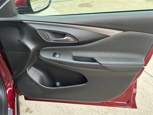 Used 2024 Buick Envista Avenir image 16