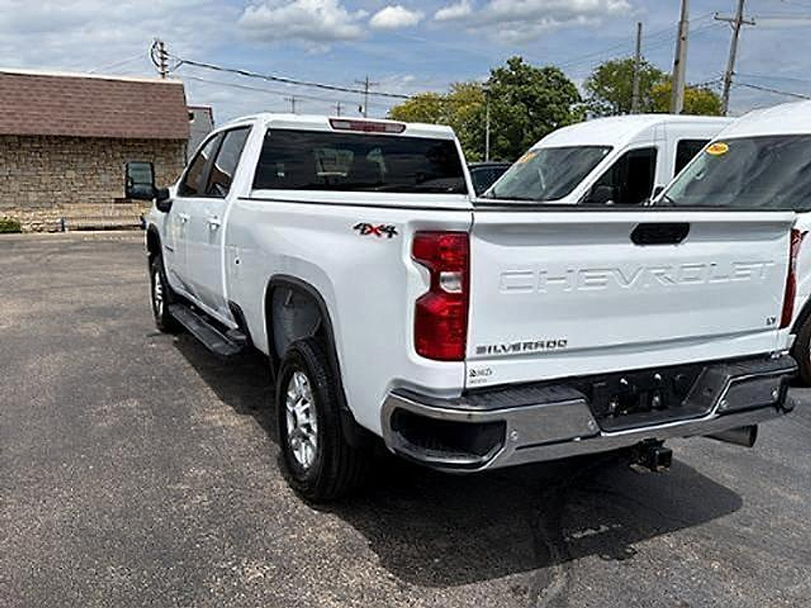 Used 2025 Chevrolet Silverado 2500 LT w/ Safety Package AWD/4WD image 4