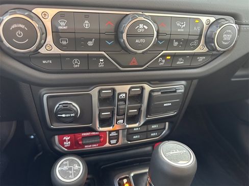 New 2026 Jeep Gladiator Rubicon image 14