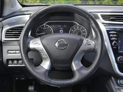 Used 2018 Nissan Murano SL w/ Moonroof Package AWD/4WD image 7