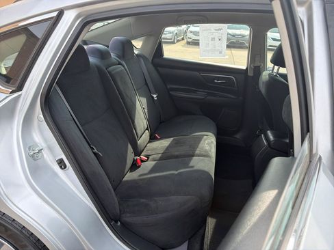 Used 2015 Nissan Altima 2.5 S w/ Power Driver Seat Package FWD image 23