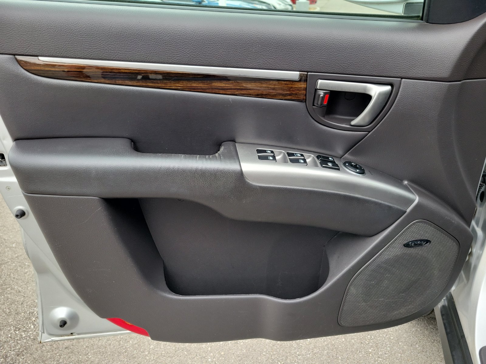 Used 2011 Hyundai Santa Fe Limited FWD image 18