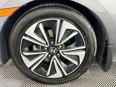 Used 2018 Honda Civic EX-T image 36