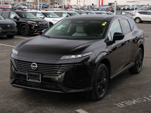 Certified 2025 Nissan Murano SV image 7