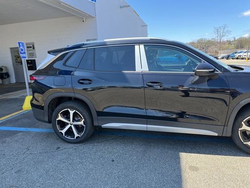 New 2026 Volkswagen Tiguan SE AWD/4WD image 8