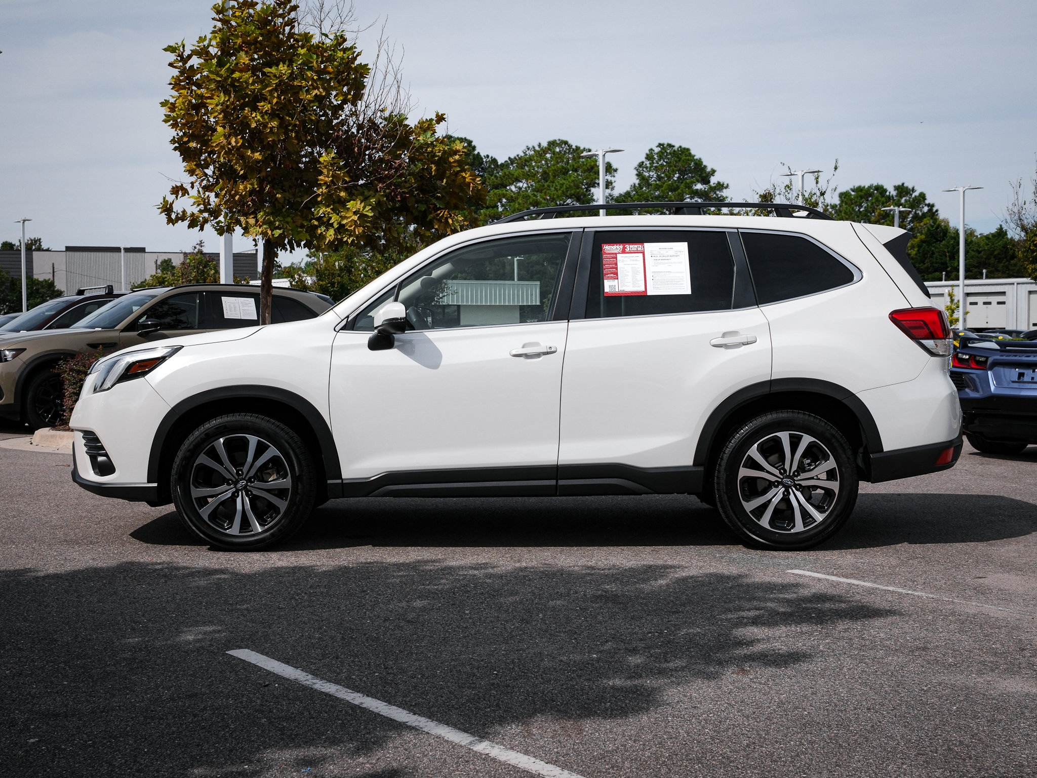 Used 2022 Subaru Forester Limited AWD/4WD image 7