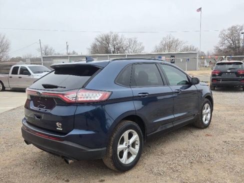 Used 2017 Ford Edge SE w/ Cargo Accessory Package FWD image 5
