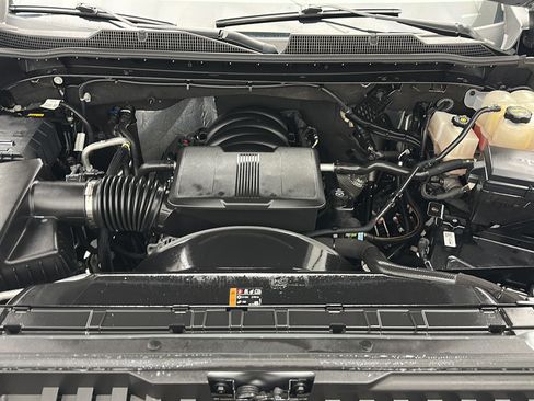 Used 2025 Chevrolet Silverado 2500 LTZ w/ LTZ Plus Package AWD/4WD image 12