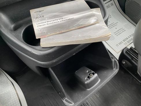 Used 2018 Chevrolet Express 3500 LS image 15