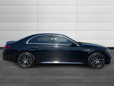 Used 2025 Mercedes-Benz E 53 AMG e 4MATIC Sedan image 2