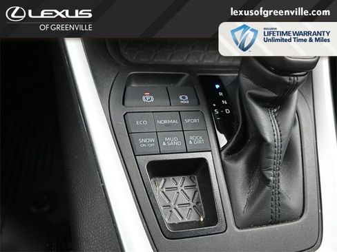 Used 2024 Toyota RAV4 XLE Premium image 18