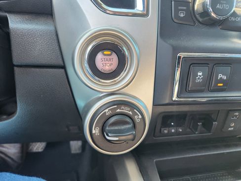 Used 2016 Nissan Titan PRO-4X image 18