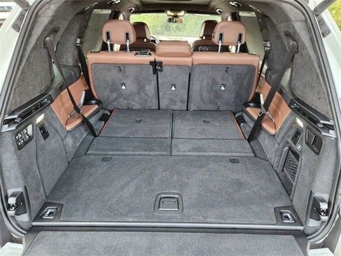 Used 2024 BMW X7 xDrive40i w/ Executive Package image 13