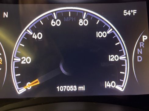 Used 2018 Jeep Grand Cherokee Laredo image 18