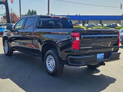 New 2026 Chevrolet Silverado 1500 W/T w/ Z71 Off-Road Package AWD/4WD image 4