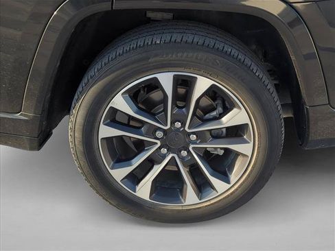 Used 2022 Jeep Grand Cherokee L Overland AWD/4WD image 6