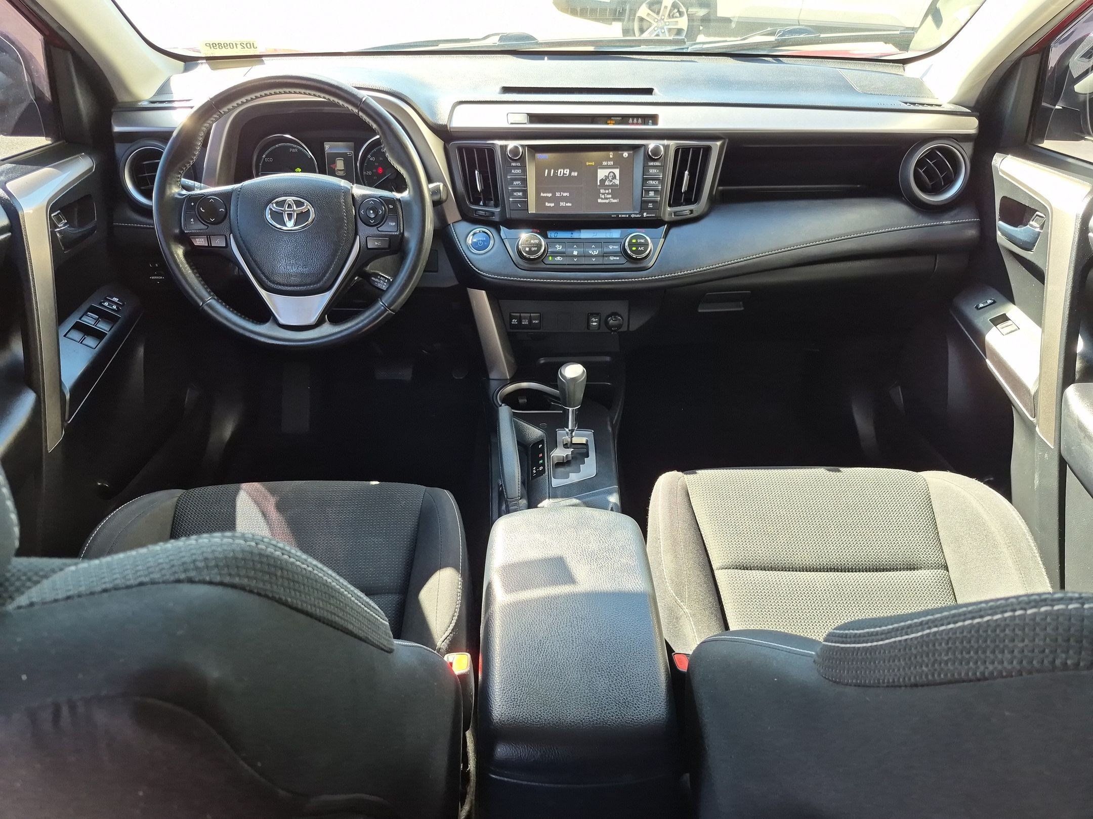 Used 2018 Toyota RAV4 XLE w/ Convenience Package AWD/4WD image 30