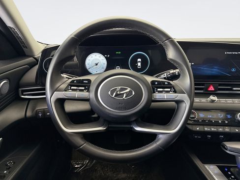 Used 2023 Hyundai Elantra Limited w/ Cargo Package image 12