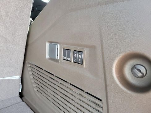 New 2026 GMC Yukon Elevation RWD image 8