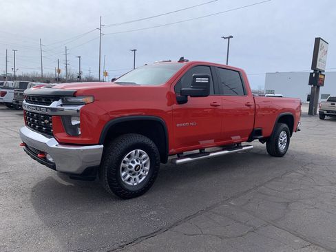 Used 2022 Chevrolet Silverado 2500 LT w/ Convenience Package image 5
